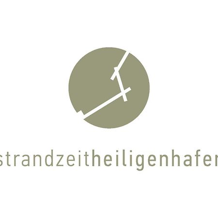 Strandzeit Heiligenhafen Esterno foto